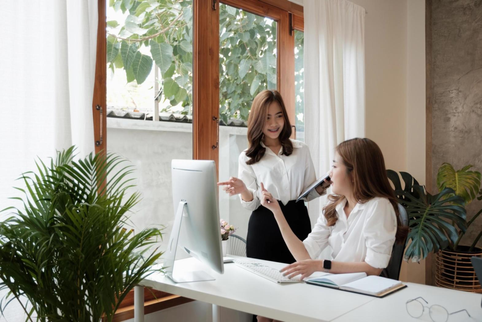Espace de travail organisé favorisant la concentration